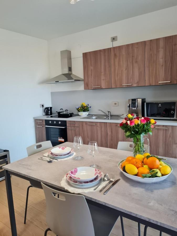 Sole Di Diana Luxury Apartments Peschiera del Garda Eksteriør bilde
