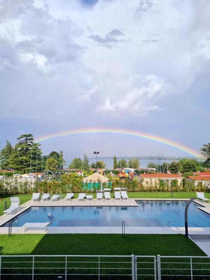 Sole Di Diana Luxury Apartments Peschiera del Garda Eksteriør bilde